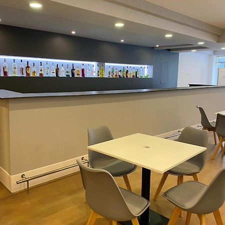 Planet Hotels Blue إل أرينال المظهر الخارجي الصورة