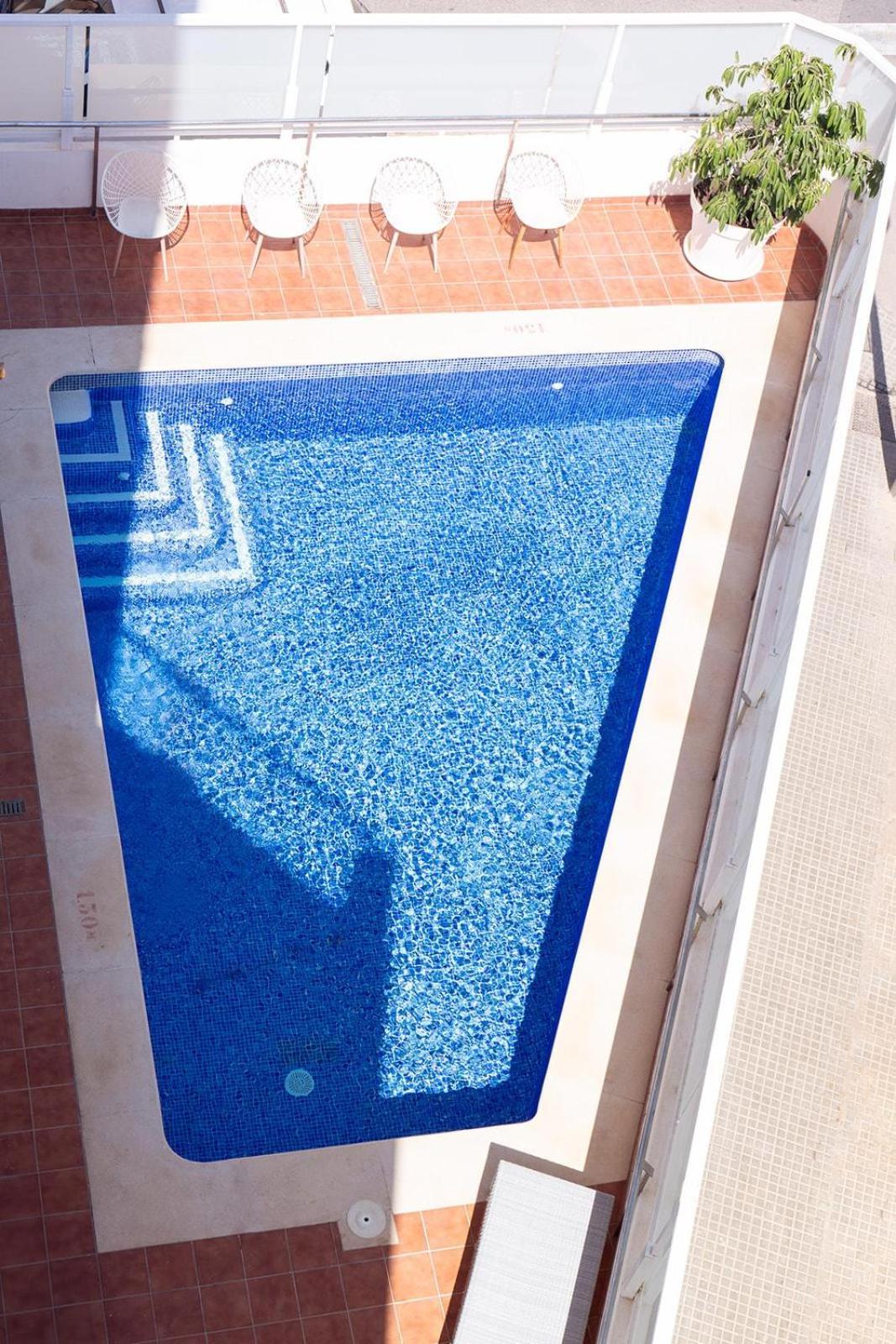 Planet Hotels Blue إل أرينال المظهر الخارجي الصورة